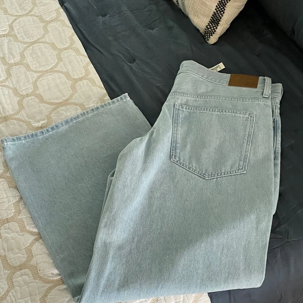 Madewell Light Blue Flare & Wide Leg Jeans - Picture 8 of 8